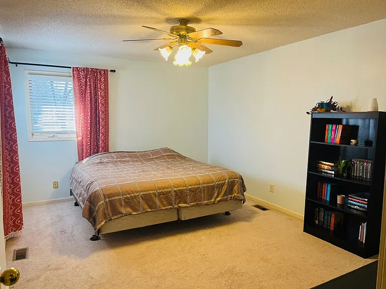 2813 Spring Garden St — Photo 10
