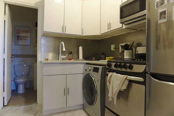 Rented by Smart City Real Estate LLC | media 6