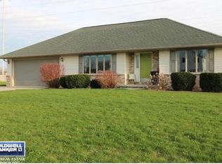 W5517 Sumac Ln, APPLETON, WI 54915