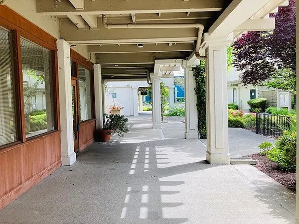 91 Gregory Ln Suite 8, Pleasant Hill, CA 94523