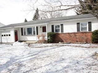 19 Raven Way, Rochester, NY 14606