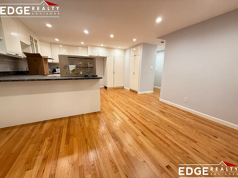 39 Englewood Ave #6 — Photo 3