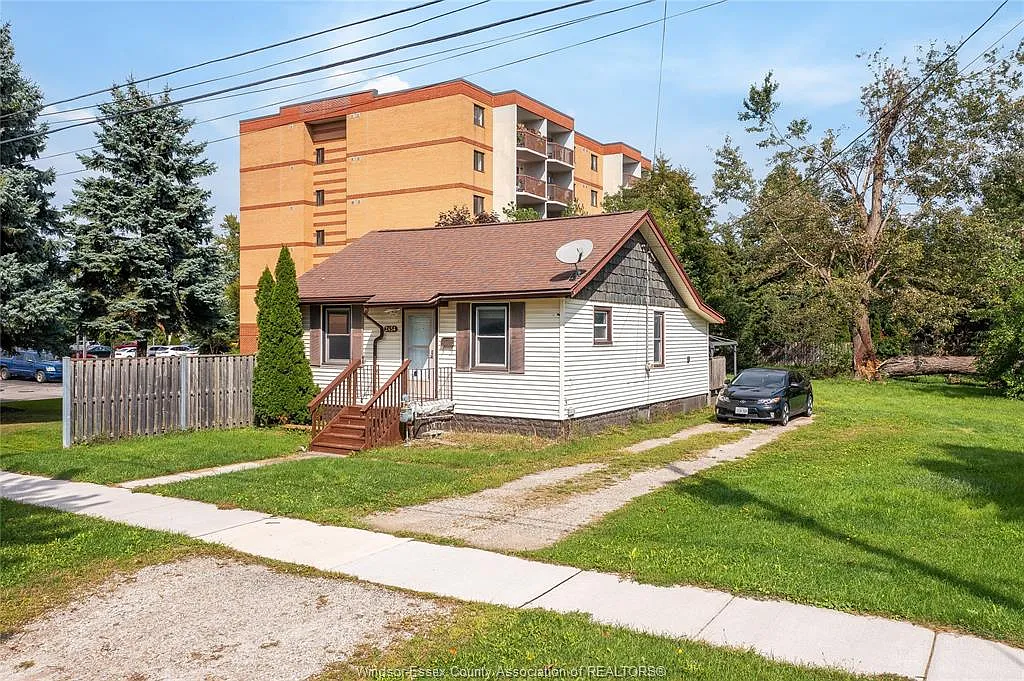 2 bed, $1,750 — Photo 2
