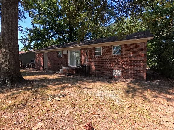 2nd image of 3150 Parham St