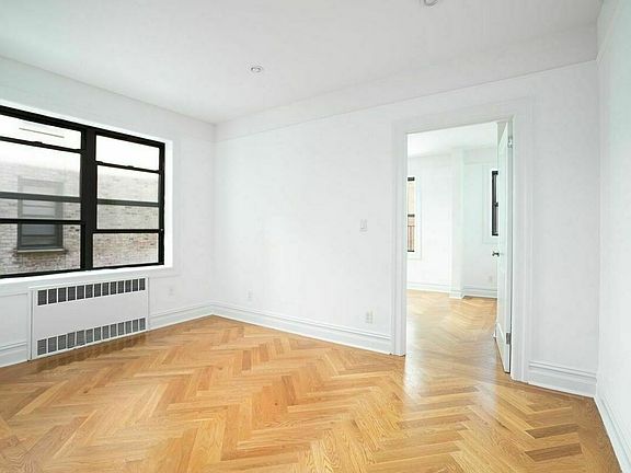 3rd image of 55 W 92nd St #2A6