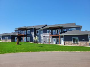 2003 11th Ave E #315, Menomonie, WI 54751