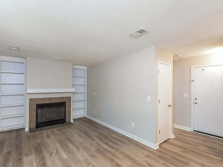 5763 S Quatar Cir — Photo 5