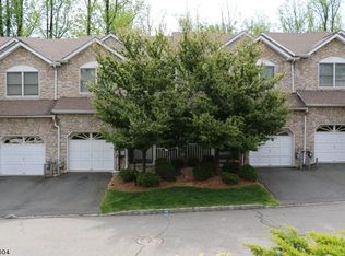 621 Old Dover Rd, Morris Plains, NJ 07950