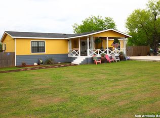 16841 Borregas Rd, Elmendorf, TX 78112