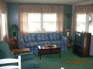 6422 New York St, Zephyrhills, FL 33542