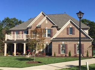 10711 Kristens Mare Dr, Charlotte, NC 28277