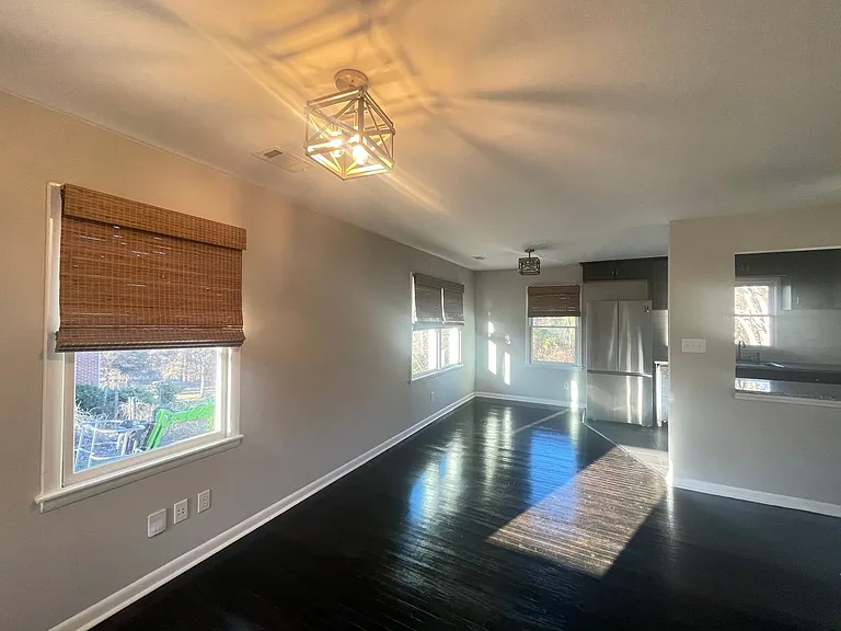 165 Conrad Dr — Photo 4