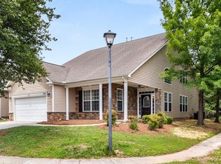 13927 Acorn Creek Ln, Charlotte, NC 28269