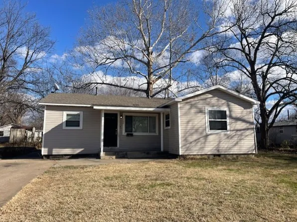 708 O St NW, Miami, OK 74354