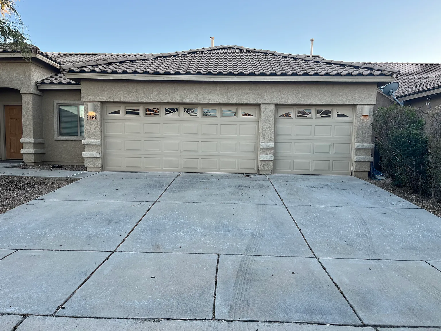 11399 W Stone Hearth St — Photo 2