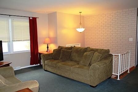 3rd image of 46 Pamela Dr