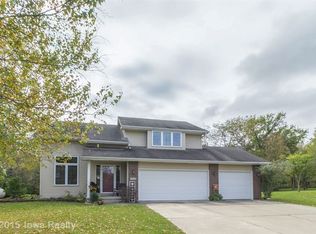 32506 Hunters Run Dr, Van Meter, IA 50261