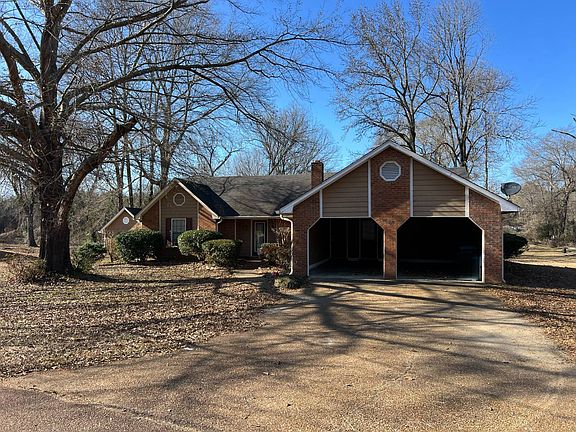 2nd image of 400 Pebble Creek Rd