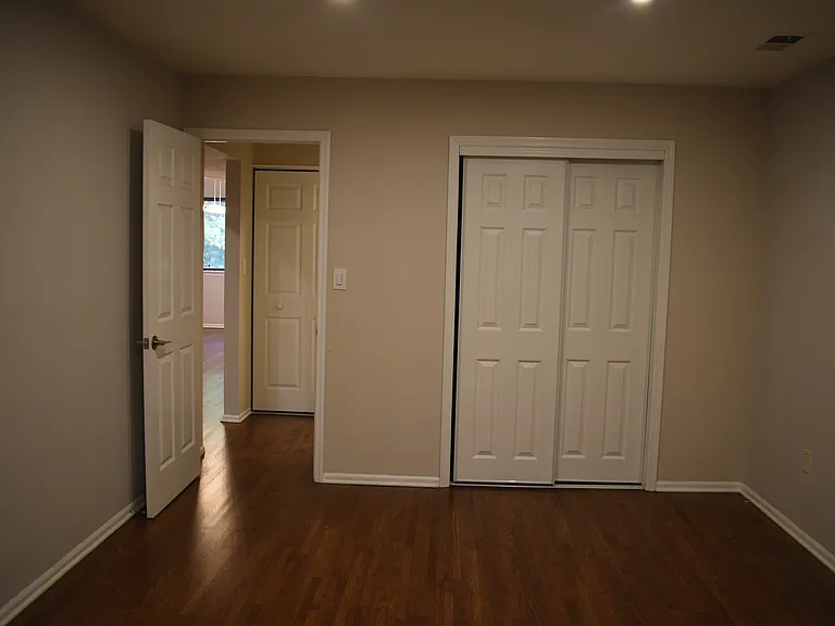 3713 Birchwood Ct — Photo 5