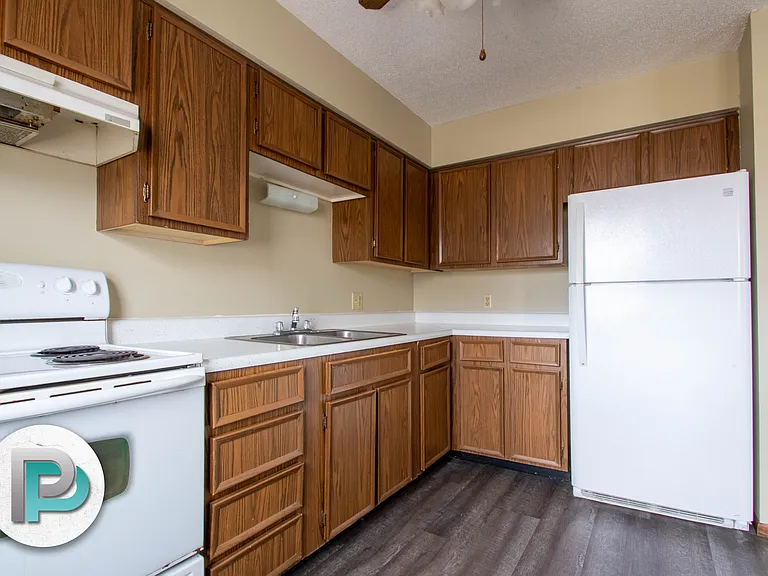 113 Willow St #8 — Photo 7