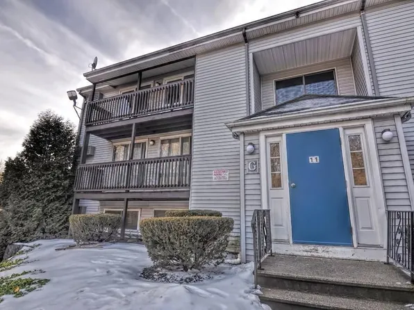11 Gibbs St, Worcester, MA