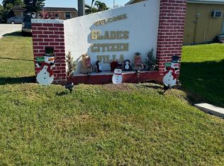 501 W Baines Ter, Pahokee, FL 33476