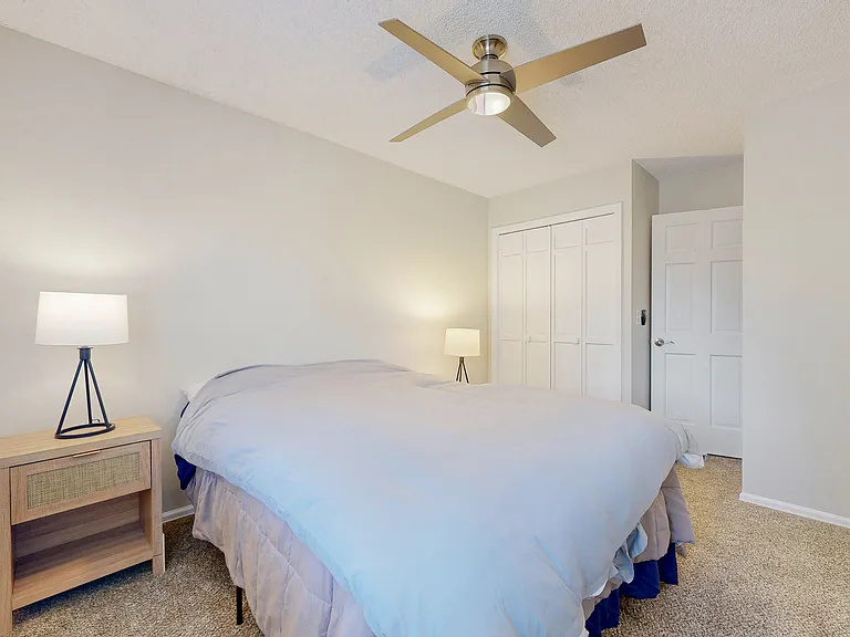 1404 Adriel Dr — Photo 11