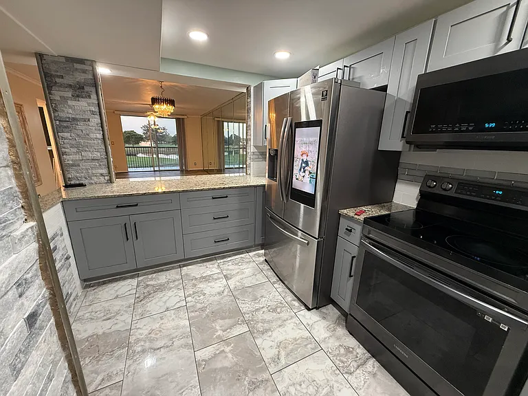 3150 W Rolling Hills Cir #301 — Photo 3