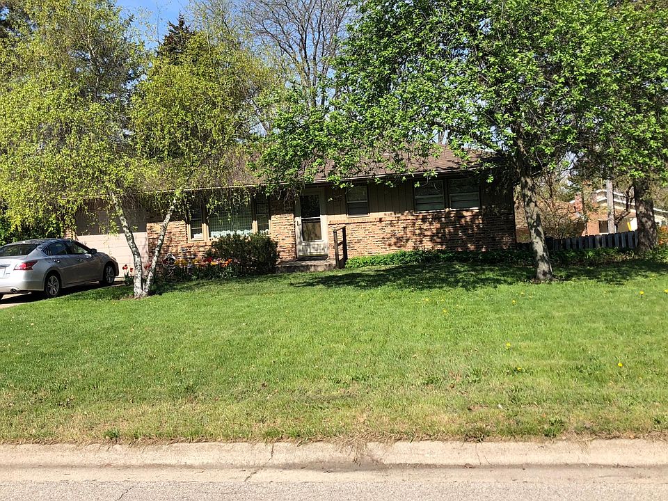 1st image of 3304 Carefree Dr