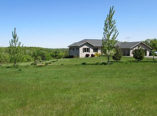 59237 423rd Ave, Mazeppa, MN 55956