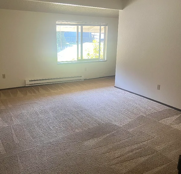850 SW Harrier Cir #3 — Photo 5