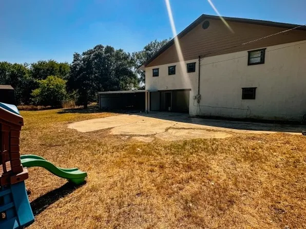 8013 Ella Young Dr, Lakeside, TX 76135