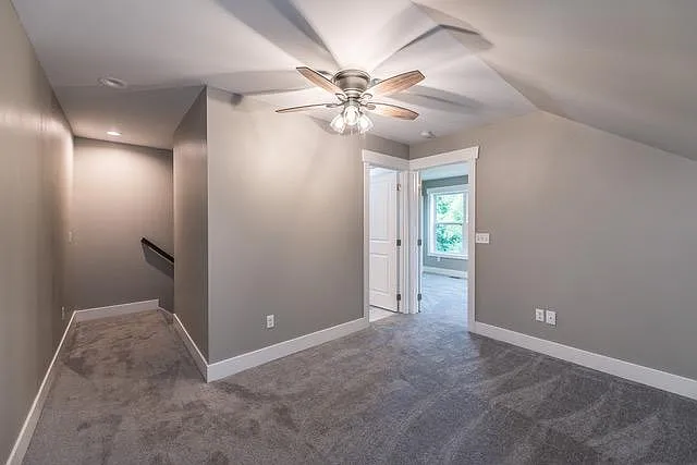 5883 Scenic Bluff Dr — Photo 12