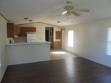 3rd image of 3323 Iowa St Lot 111
