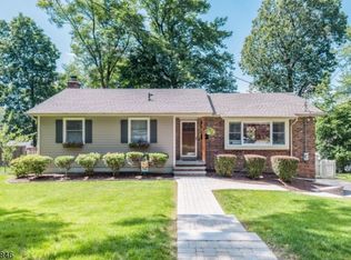 15 Tennis Ter, Sparta, NJ 07871