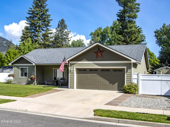 318 Huppert Ln, Sandpoint, ID 83864