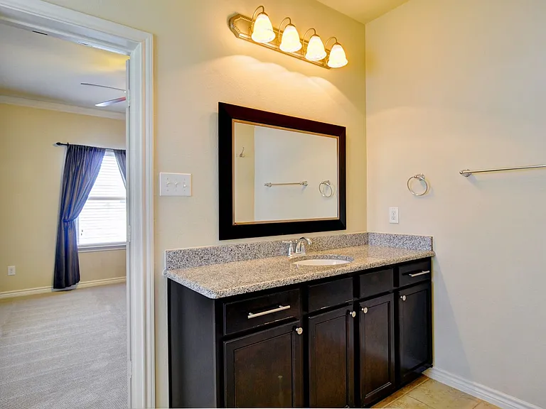 3409 Hamilton Ave — Photo 19