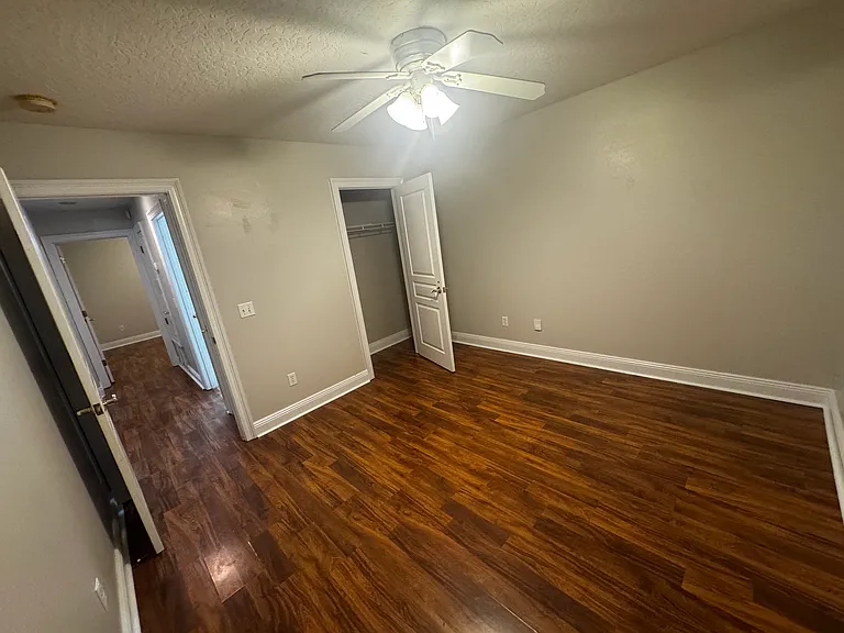 2096 Bella Breeze Ct — Photo 17