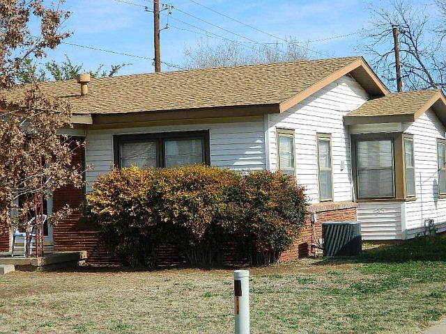2nd image of 3702 Avondale Ave