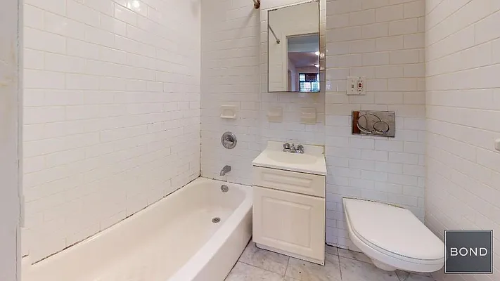 Rented by Bond New York | media 15