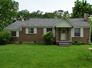 1113 Richmond Dr, Nashville, TN 37216