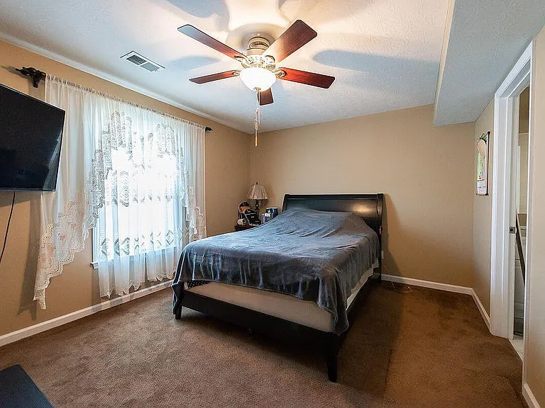 3196 Stonecase Dr — Photo 14