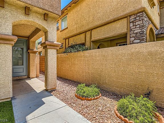 4th image of 9466 Sandstone Walk St