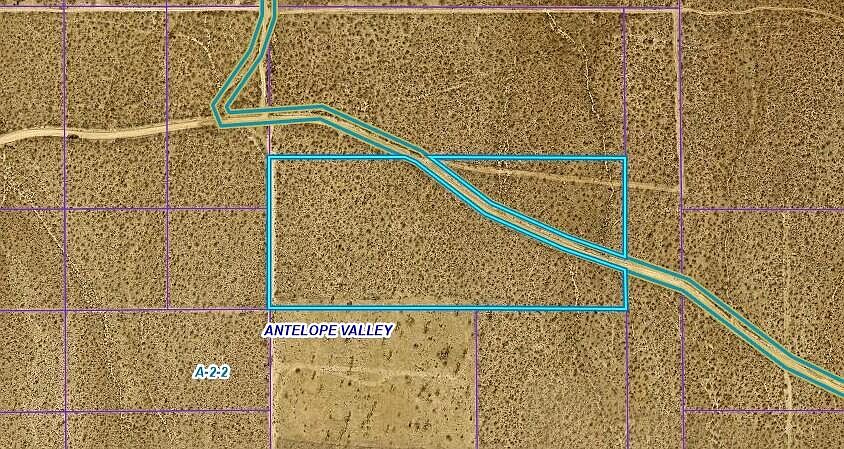 2nd image of Llano Cut Off Vic St #180