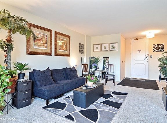 4th image of 7141 N Kedzie Ave APT 307