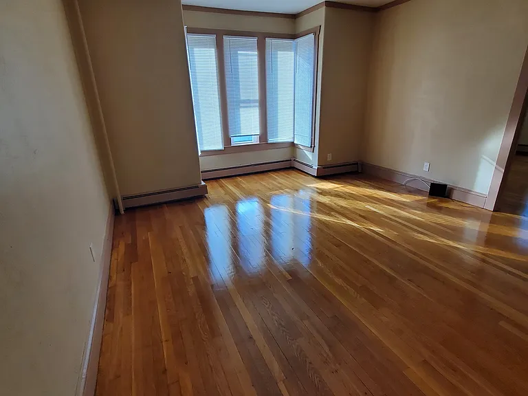 152 Union St #1 — Photo 3