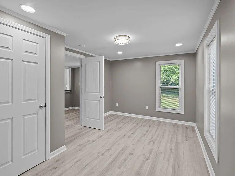 4116 E Pine St — Photo 4