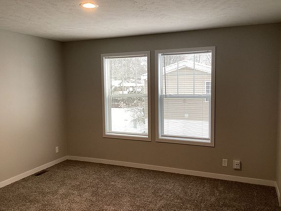 4th image of 6178 E Kippen Dr SE #167