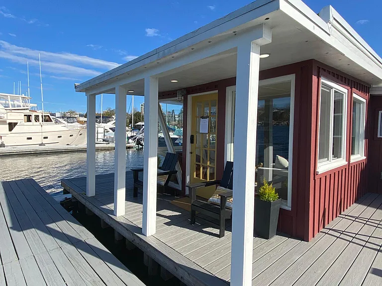 1401 NE Boat St #6 — Photo 10