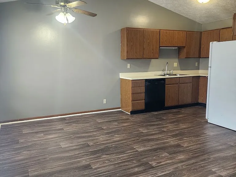 The Crossings Apartments — Photo 30